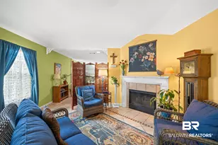 811 S Crystal Wells Ct, Fairhope, AL 36532 - Photo 7