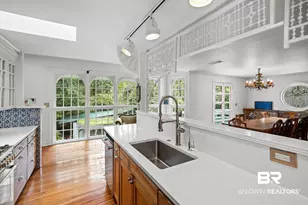 301 S School St, Fairhope, AL 36532 - Photo 11