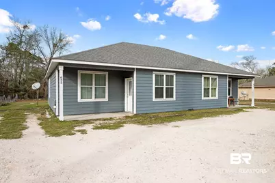 635 E Azalea Avenue, Foley, AL 36535 - Photo 1