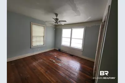 70 Glenwood Street, Mobile, AL 36606 - Photo 9