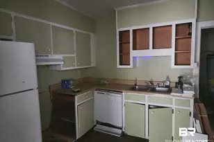 70 Glenwood St, Mobile, AL 36606 - Photo 13
