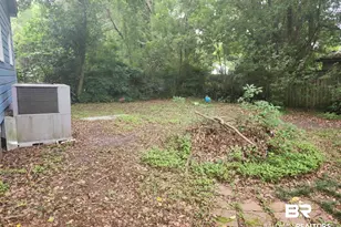 70 Glenwood St, Mobile, AL 36606 - Photo 5