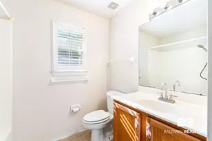 122 Oakwood Ave, Fairhope, AL 36532 - Photo 15
