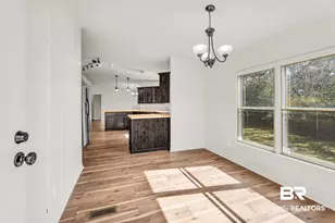 274 S Wren Ln, Robertsdale, AL 36567 - Photo 5