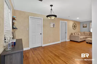 7009 Esther Street, Pensacola, FL 32506 - Photo 9
