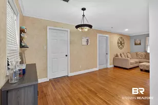 7009 Esther St, Pensacola, FL 32506 - Photo 9
