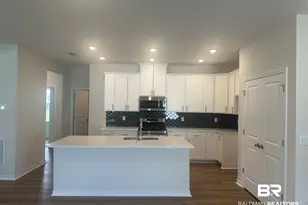 18140 Kent Cir, Foley, AL 36535 - Photo 15