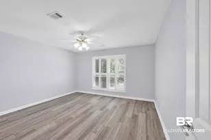 5466 N Shore Rd, Pensacola, FL 32507 - Photo 29