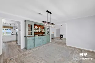 5466 N Shore Rd, Pensacola, FL 32507 - Photo 17