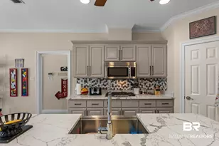 138 Easton Cir, Fairhope, AL 36532 - Photo 9