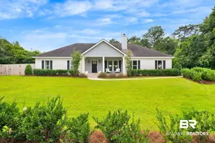 379 Pecan Ridge Blvd, Fairhope, AL 36532 - Photo 1