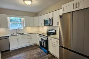 343 Ridgewood Dr, Daphne, AL 36526 - Photo 3