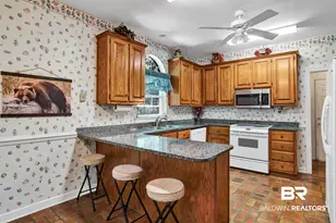 16 St Charles Pl, Daphne, AL 36526 - Photo 9