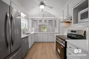25 Cottage Dr, Fairhope, AL 36532 - Photo 11