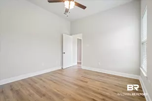 950 Gibson Ct, Foley, AL 36535 - Photo 9
