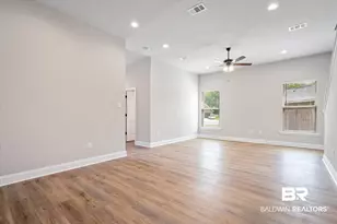 950 Gibson Ct, Foley, AL 36535 - Photo 3