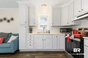 9433 Gulf Beach Hwy, Pensacola, FL 32507 - Photo 9