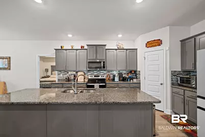 8869 Calverton Street, Foley, AL 36535 - Photo 9
