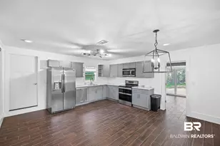24663 Chestnut St, Elberta, AL 36530 - Photo 5