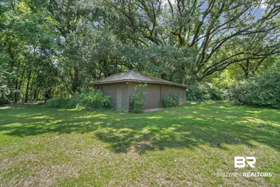 8624 Morphy Avenue, Fairhope, AL 36532 - Photo 9