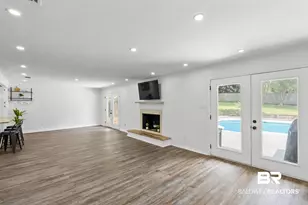 6058 N Highland Woods Dr, Mobile, AL 36608 - Photo 5