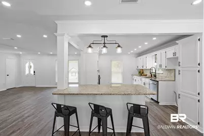 6058 N Highland Woods Drive, Mobile, AL 36608 - Photo 9