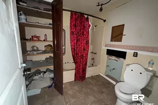 2004 Magnolia Ln, Mobile, AL 36605 - Photo 13