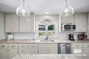 1615 5th St, Daphne, AL 36526 - Photo 7