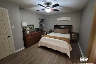 200 W Sycamore Ave, Foley, AL 36535 - Photo 13