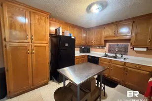 1401 Forest Ridge Rd, Mobile, AL 36618 - Photo 5