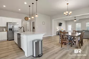 1061 Chloe St, Foley, AL 36535 - Photo 5