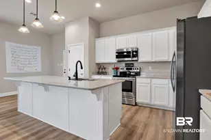 1061 Chloe St, Foley, AL 36535 - Photo 3