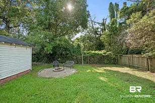 205 Pinehill Dr, Mobile, AL 36606 - Photo 29