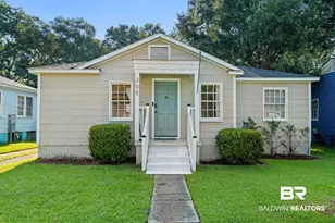 205 Pinehill Dr, Mobile, AL 36606 - Photo 1