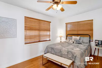 217 W 4th Avenue, Gulf Shores, AL 36542 - Photo 17