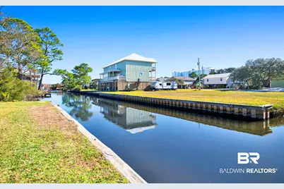 217 W 4th Avenue, Gulf Shores, AL 36542 - Photo 3