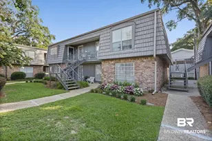 207 S Mobile St, Fairhope, AL 36532 - Photo 1