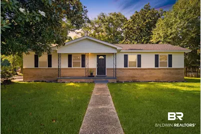 901 W 7th Street, Bay Minette, AL 36507 - Photo 1