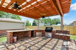 2081 Bourbon St, Foley, AL 36535 - Photo 3