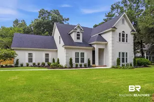6120 Oakwood Ln, Fairhope, AL 36532 - Photo 1