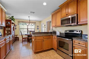 204 Farringdon Blvd, Fairhope, AL 36532 - Photo 15