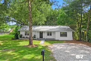 415 Forester Ave, Fairhope, AL 36532 - Photo 1