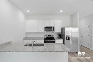 21937 Aleutian Ave, Foley, AL 36535 - Photo 7