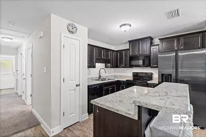 1254 W Forest Glen Drive, Mobile, AL 36618 - Photo 7