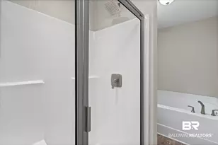 1254 W Forest Glen Dr, Mobile, AL 36618 - Photo 15