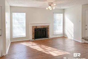 5608 Cottage Hill Dr, Mobile, AL 36609 - Photo 5
