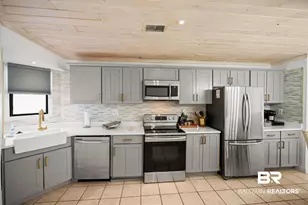 723 W Beach Blvd, Gulf Shores, AL 36542 - Photo 9