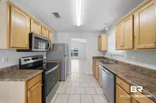 2704 Hampton Park Cir, Foley, AL 36535 - Photo 5