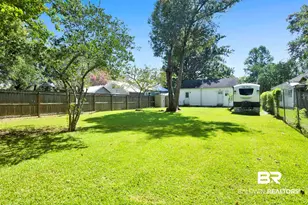 403 N Pine St, Foley, AL 36535 - Photo 5