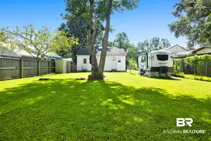 403 N Pine St, Foley, AL 36535 - Photo 7